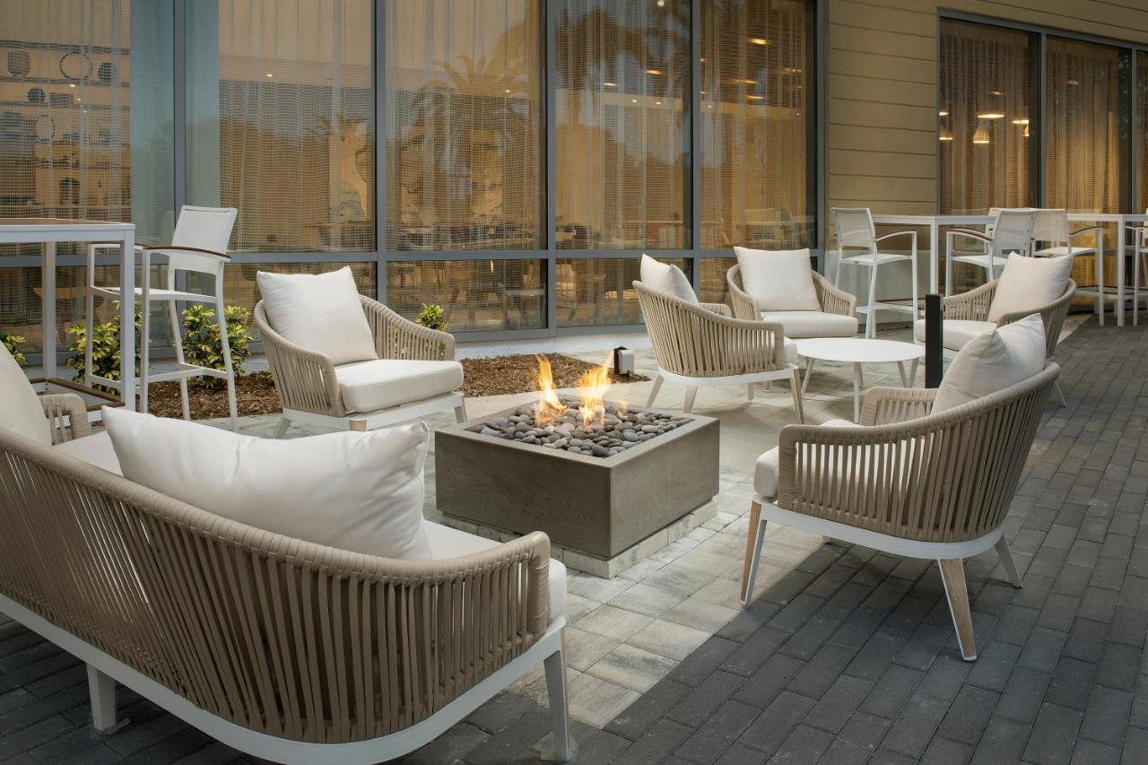Element Orlando Universal Blvd. Williamsburg Экстерьер фото