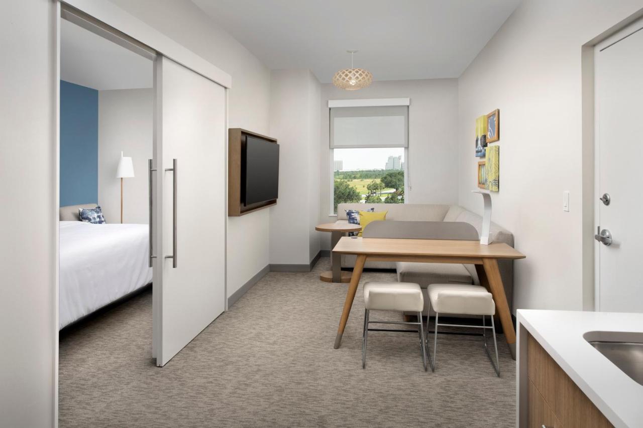 Element Orlando Universal Blvd. Williamsburg Экстерьер фото