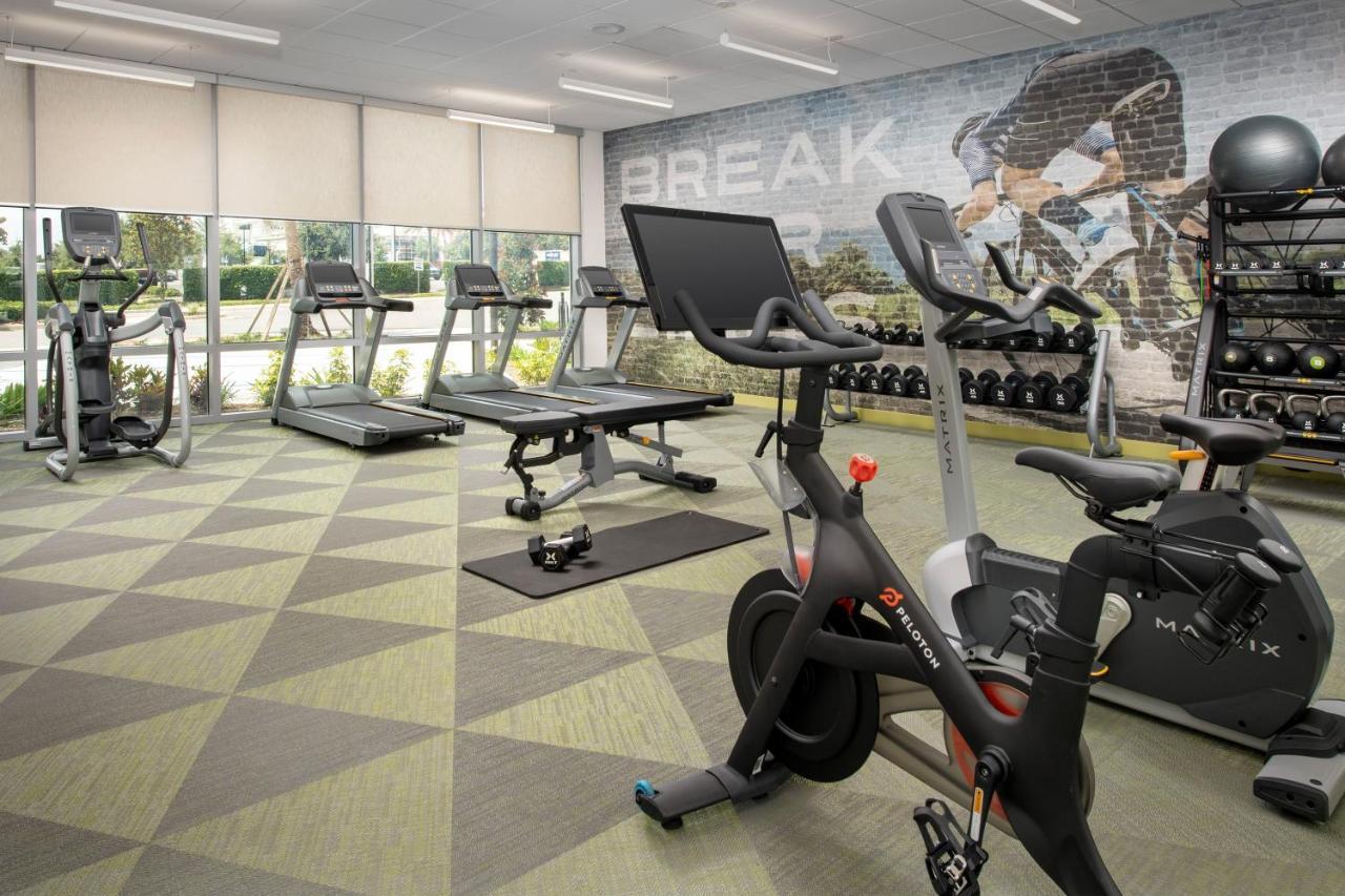 Element Orlando Universal Blvd. Williamsburg Экстерьер фото